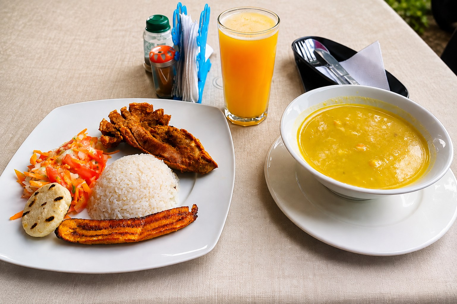Almuerzo · menú del día
